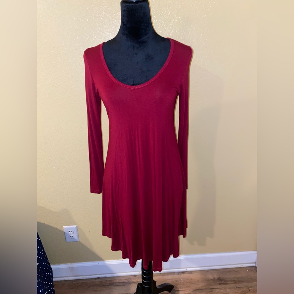 Red long sleeve dress. Size: S